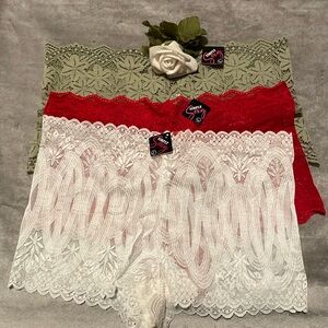 Simply Sexy 3 Pack Cheeky Lace Panties - Size L